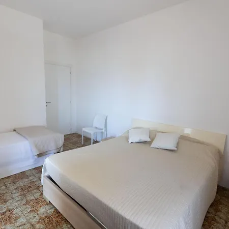 D Fronte Mare * Alba Adriatica