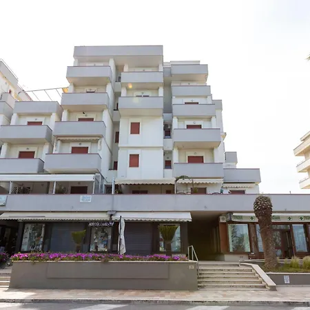 D Fronte Mare Apartment *